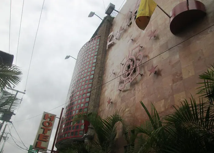 Hotel Real Azteca 3*