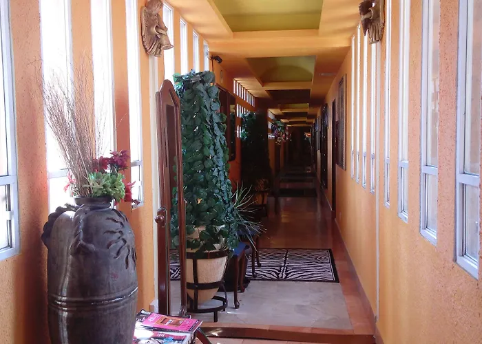 Hotel Real Azteca