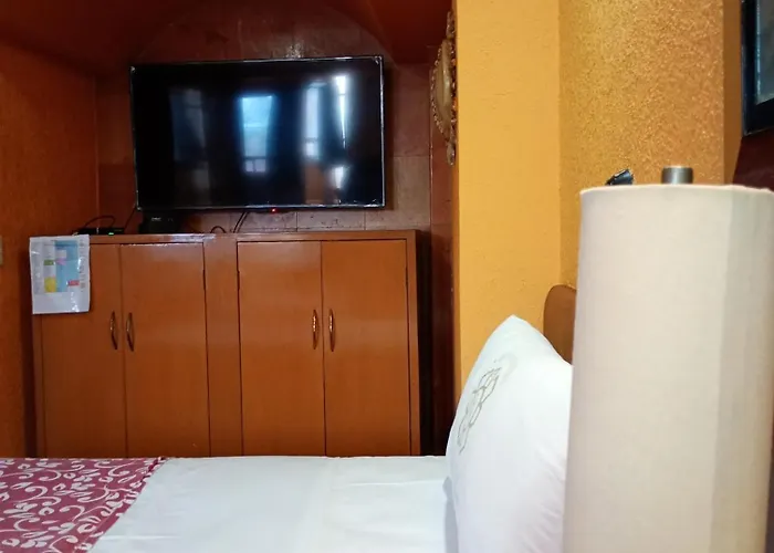 Hotel Real Azteca 3*