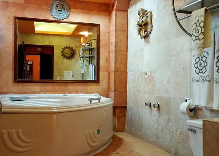 Real Azteca Hotel