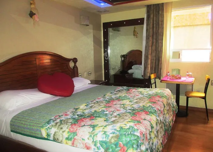 Hotel Real Azteca