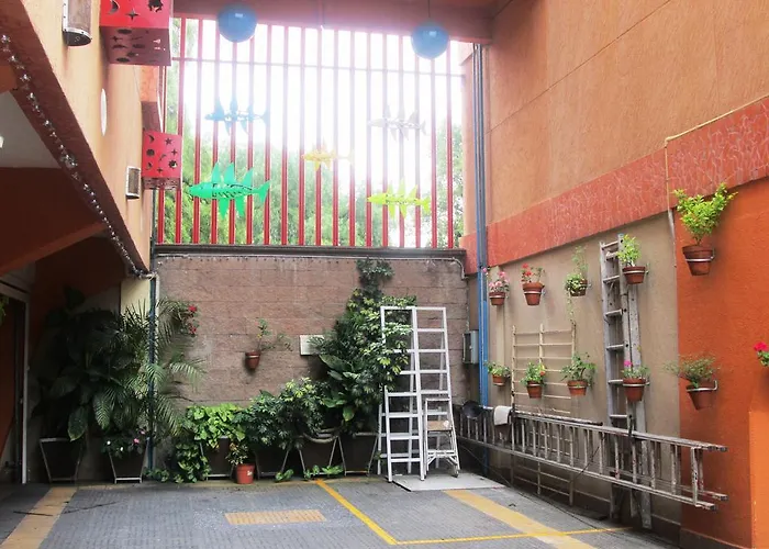 Hotel Real Azteca 3*