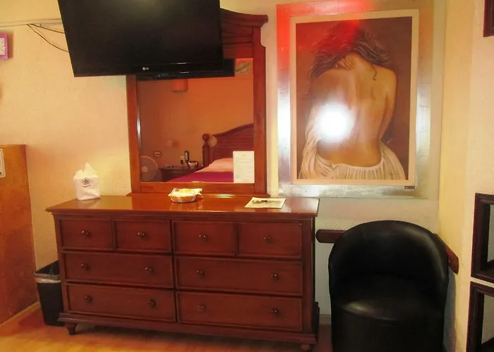 Real Azteca Hotel 3*